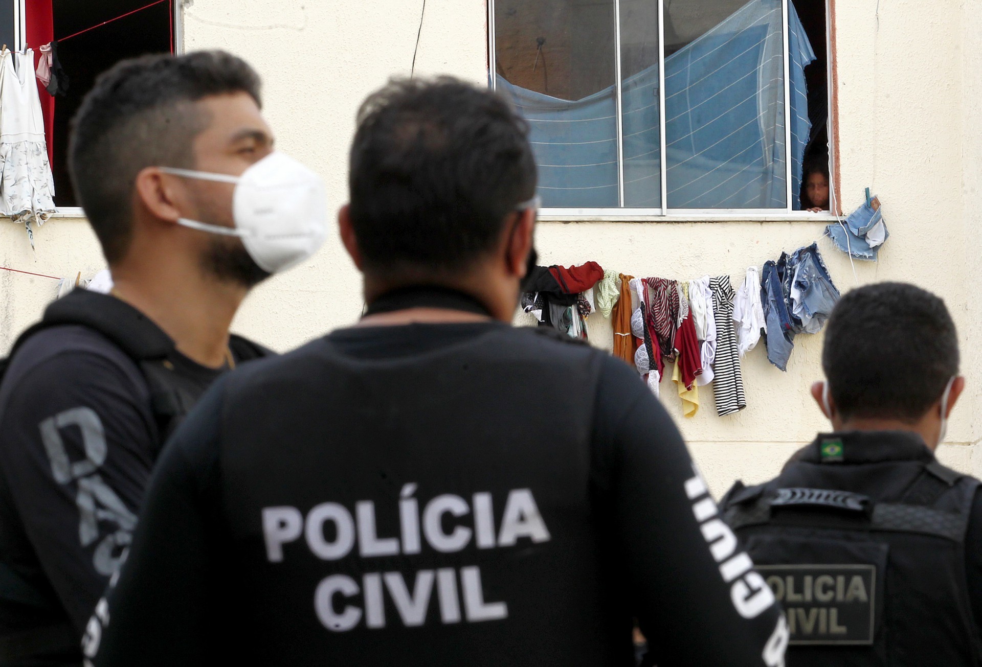Foram realizadas cerca de 450 abordagens, e dois suspeitos foram presos (Foto: FABIO LIMA)