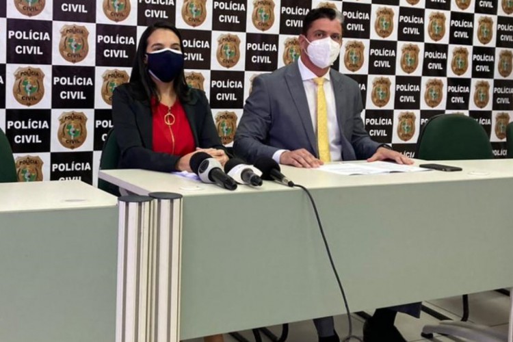 Delegados Ruth Benevides e Harley Filho em coletiva nesta segunda, 16