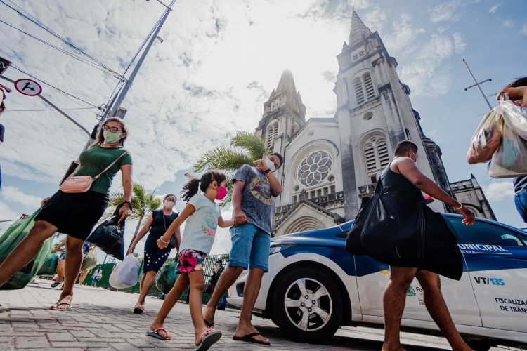 A Capital cearense registra 9 pontos em n&iacute;vel mais baixo do &iacute;ndice, o que representa grandes desafios para Fortaleza atingir os Objetivos de Desenvolvimento Sustent&aacute;vel (ODS) estabelecidos pela Organiza&ccedil;&atilde;o das Na&ccedil;&otilde;es Unidas (ONU). Dentre esses objetivos est&atilde;o a garantia da sa&uacute;de e bem-estar, educa&ccedil;&atilde;o de qualidade e redu&ccedil;&atilde;o das desigualdades.