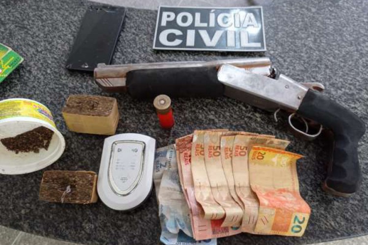 Material encontrado com Mata Rindo em Russas