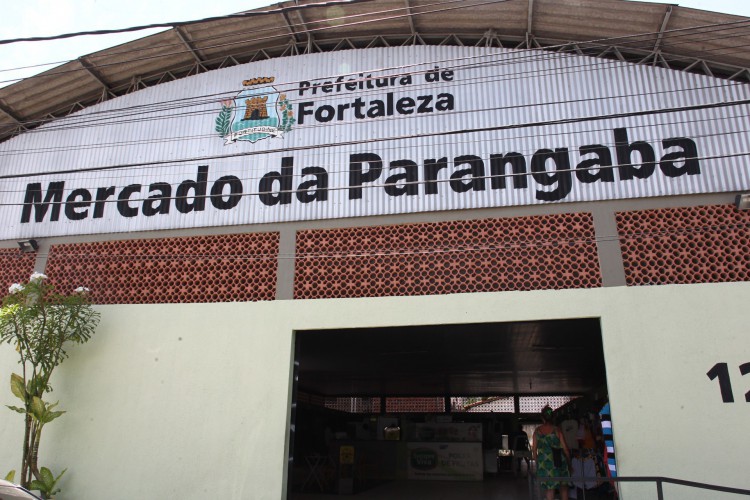 FORTALEZA,CE, BRASIL, 30.08.2021: Fachada do Mercado público da Parangaba.  (Fotos: Fabio Lima/O POVO)