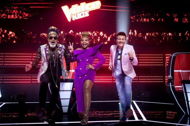 The Voice Kids 2021 tem j&uacute;ri formado por Gaby Amarantos, Michel Tel&oacute; e Carlinhos Brown; veja onde assistir ao vivo ao programa hoje, dia 5, e qual hor&aacute;rio