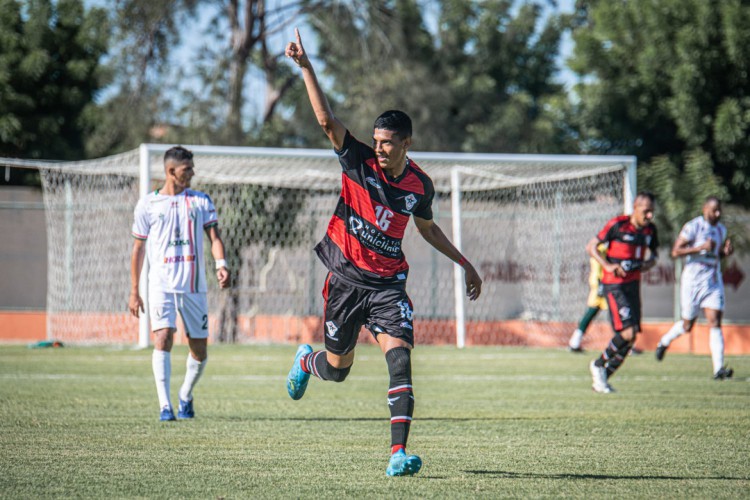Erick Pulga marcou o primeiro gol da Águia sobre o Sousa-PB
