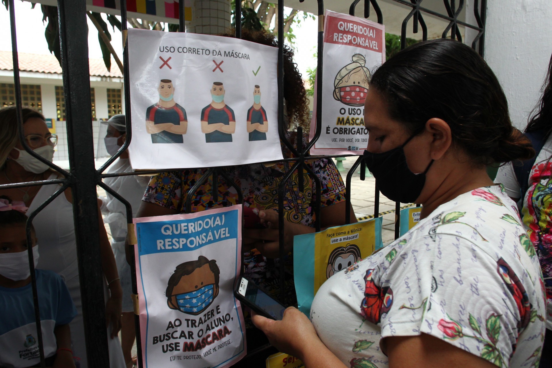 FORTALEZA, CE, BRASIL, 13.09.2021: Segunda etapa da volta às aulas municipais, Escola Municipal Saraiva Leão, Lagoa Redonda.
