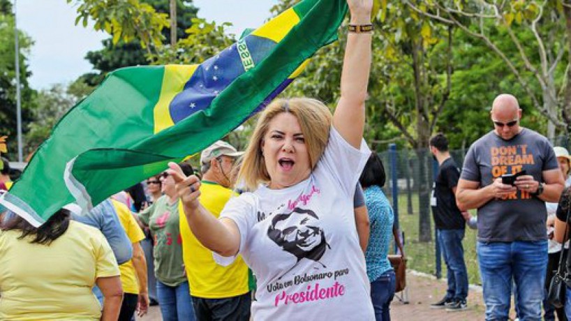 Ana Cristina Valle, ex-muher de Jair Bolsonaro(foto: Reprodução/Facebook)