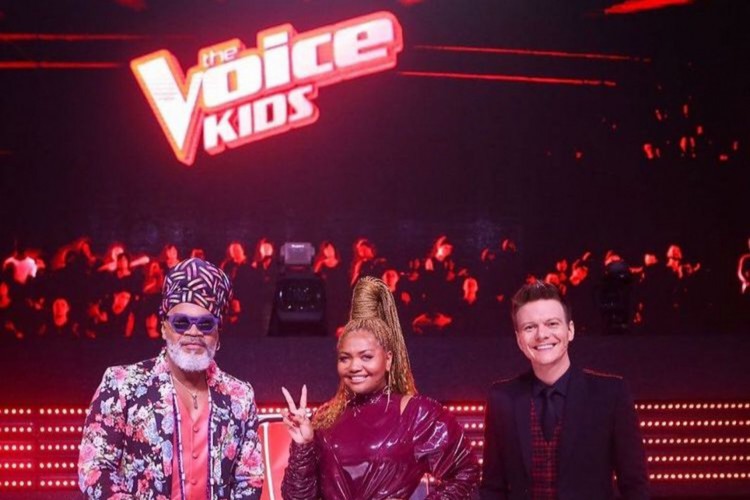 The Voice Kids 2021 tem júri formado por Gaby Amarantos, Michel Teló e Carlinhos Brown. Já a apresentação fica sob o comando de Márcio Garcia; veja onde assistir ao vivo ao programa hoje, dia 19, e qual horário