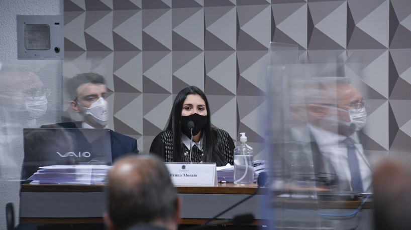 CPI da Covid no Senado ouviu, em 2021, a advogada Bruna Morato representante dos m&eacute;dicos que trabalharam na Prevent Senior e elaboraram um dossi&ecirc; entregue &agrave; comiss&atilde;o com diversas den&uacute;ncias sobre o tratamento da empresa aos pacientes com Covid-19, inclusive com a altera&ccedil;&atilde;o de prontu&aacute;rios