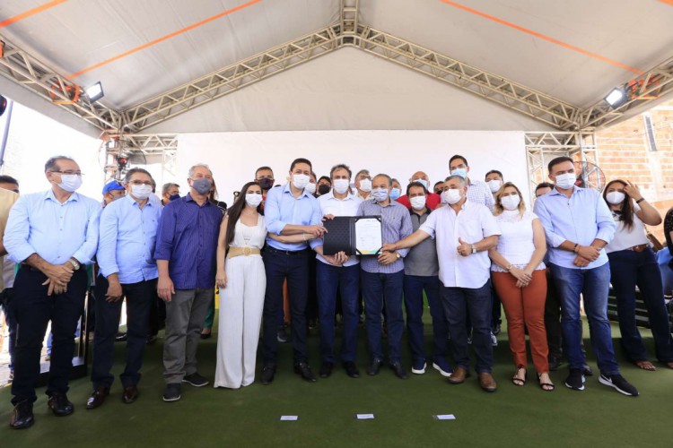 Camilo assinou ordem de serviço para inauguração do quinto trecho do anel viário do Cariri, que receberá terá quase 7km de extensão