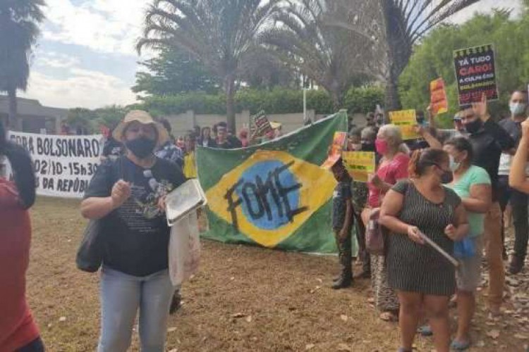 O protesto durou cerca de uma hora
