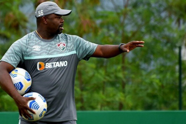 Técnico do Fluminense, Marcão ainda não definiu a equipe para o jogo contra o Fortaleza 