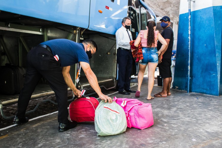 (Foto de apoio ilustrativo) O Terminal Rodoviário de Juazeiro do Norte espera aumento de até 20% no fluxo de passageiros a partir desta sexta-feira, 30, até a próxima segunda-feira, 3