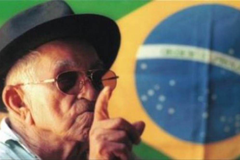 Patativa do Assaré, poeta popular, compositor, cantor e improvisador nordestino. Poeta esteve na reunião da SBPC no Theatro José de Alencar, no final dos anos 70(Foto: Reprodução/Catraca Livre)