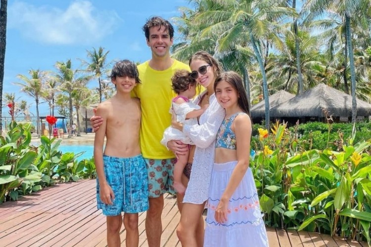 Luca e Isabella, filhos de Kaká e Carolina, participaram dos momentos de diversão, assim como a recém-nascida Esther