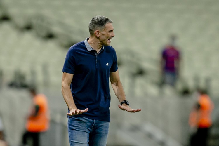 Vojvoda reconheceu falhas no último jogo 