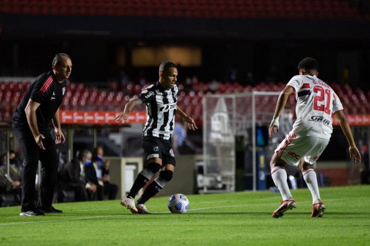 Ceará e São Paulo empataram por 1 a 1 no Morumbi. Jogo foi válido pela 26ª rodada da Série A do Campeonato Brasileiro