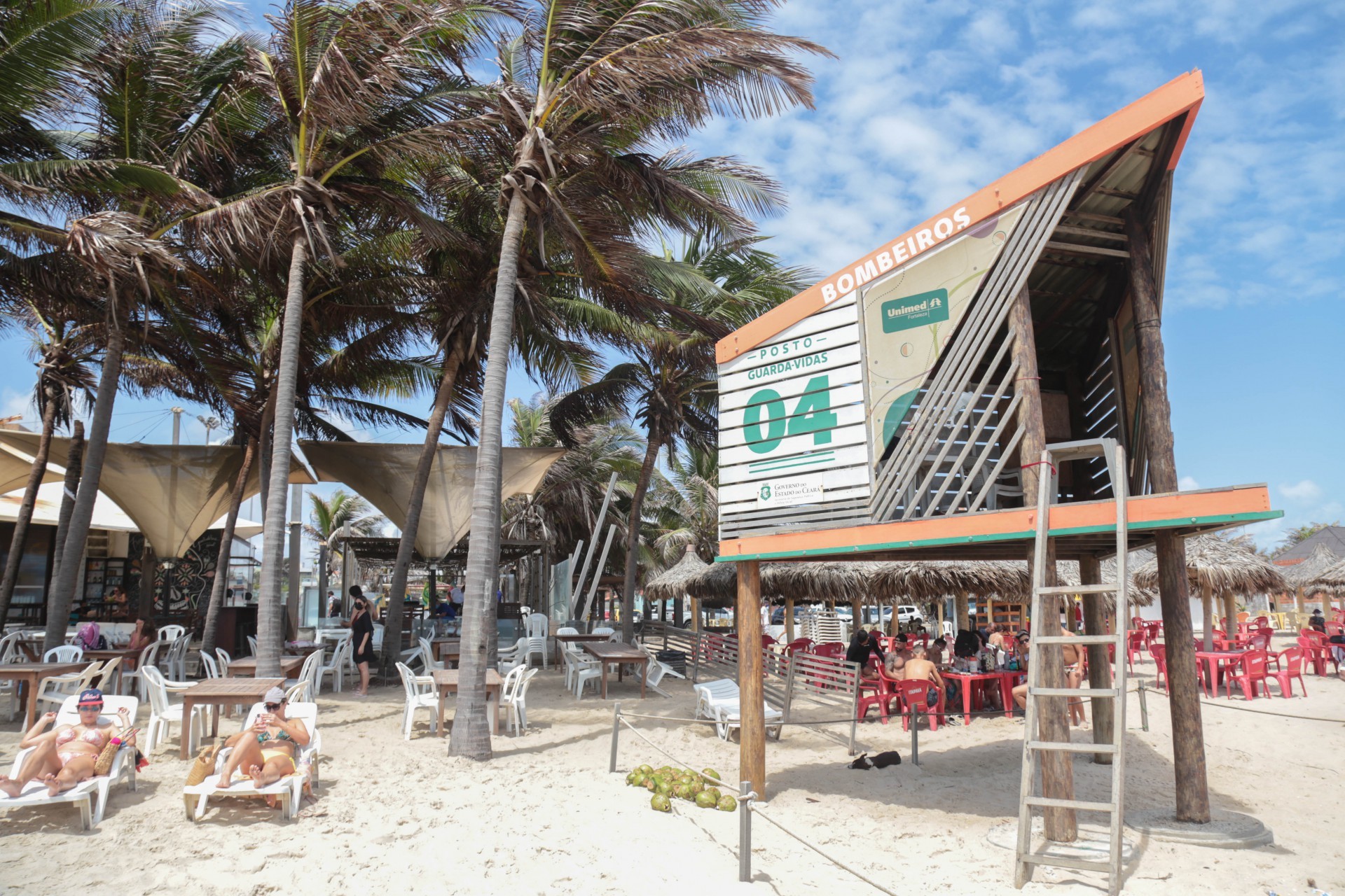 17 de outubro de 2021. Postos de guarda-vidas na Praia do Futuro. (Yago Albuquerque / Especial para O Povo)