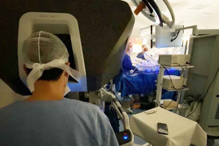 Um porco foi geneticamente modificado para que seu rim não sofresse rejeição do corpo humano durante o transplante; a espera por um rim humano chega a ser de três a cinco anos.