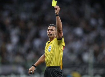 Ceará lidera a lista de cartões amarelos no Campeonato Brasileiro 2022 