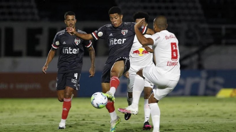 Onde assistir ao vivo o jogo do São Paulo hoje, sábado, 4; veja horário