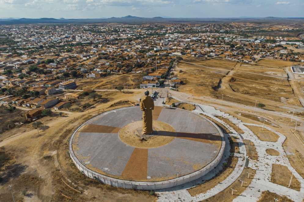 ￼PARLAMENTAR responderá ao caso em liberdade