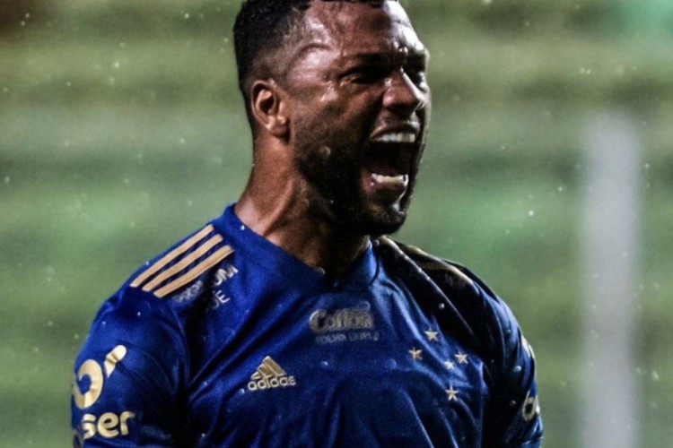 Cruzeiro supera Londrina e respira na luta contra o Z4 da Série B