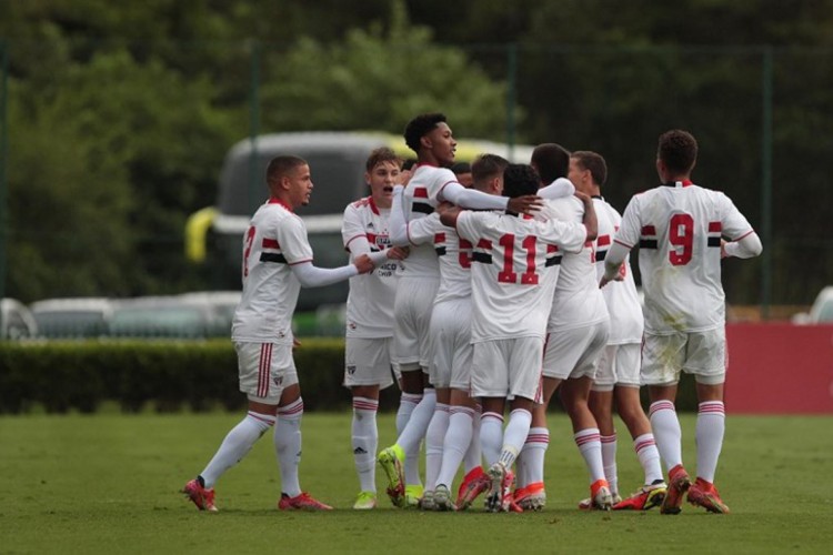 Confira onde assistir ao vivo ao jogo, horário, provável escalação e demais informações do primeiro jogo da final da Copa do Brasil sub-17 entre São Paulo e Flamengo