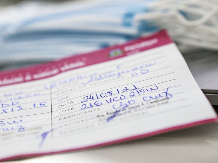 Para entrar em bares, restaurantes e eventos será preciso ter tomado as duas doses ou a dose única da vacina contra a Covid-19 e apresentar o passaporte de vacinação