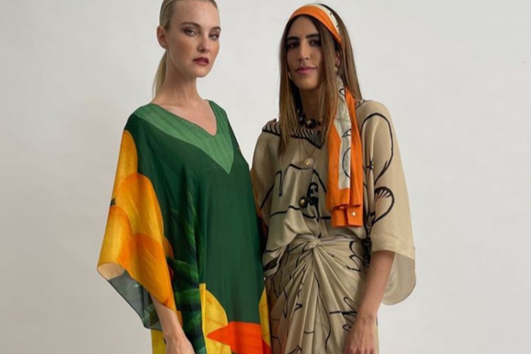 Caroline Trentini e Thai de Melo Bufrem desfilaram para a marca nesta quarta-feira em São Paulo