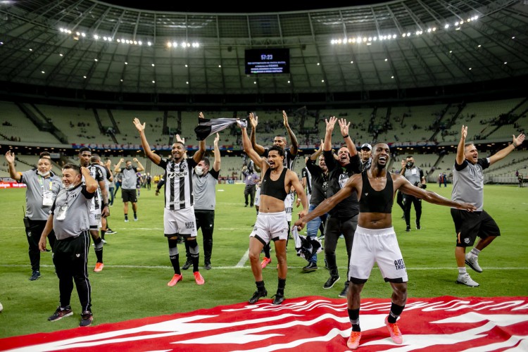 Ceará na vitória diante do Fortaleza pela 33ª rodada do Campeonato Brasileiro, no Castelão. (Foto:Aurelio Alves/ Jornal O POVO)