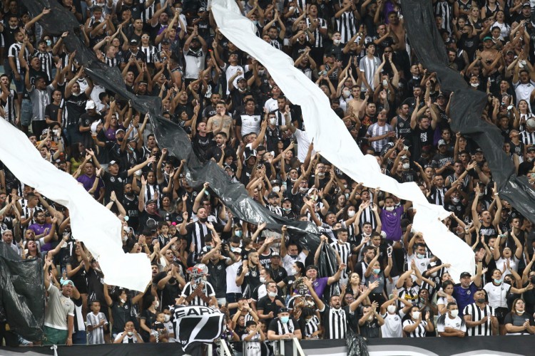 Diretoria do Ceará espera recorde de público do futebol cearense na temporada 2021