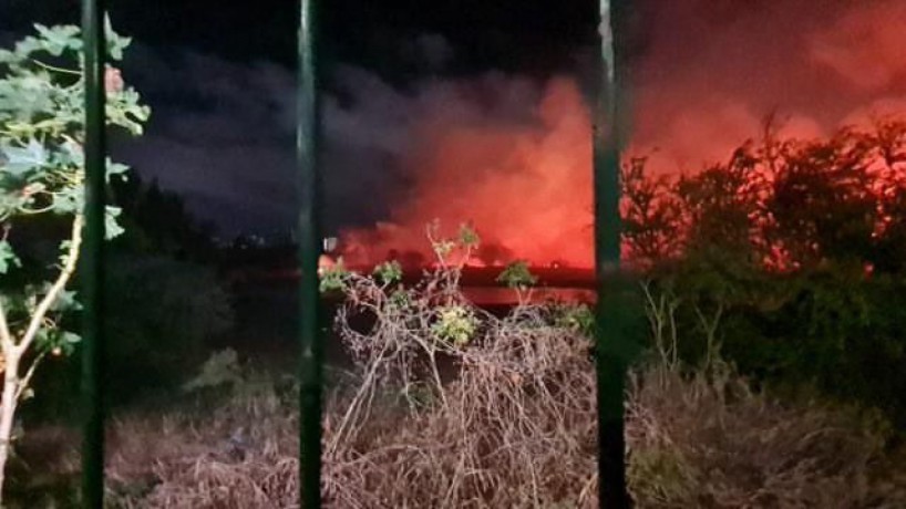 Fogo teve inicio na noite desta quarta-feira, 17(foto: Redes Sociais/Reprodução)
