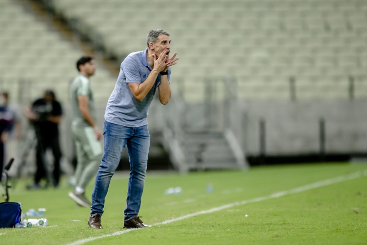 Veja quem Vojvoda ir&aacute; colocar em campo no jogo entre Fortaleza e Pacajus. 