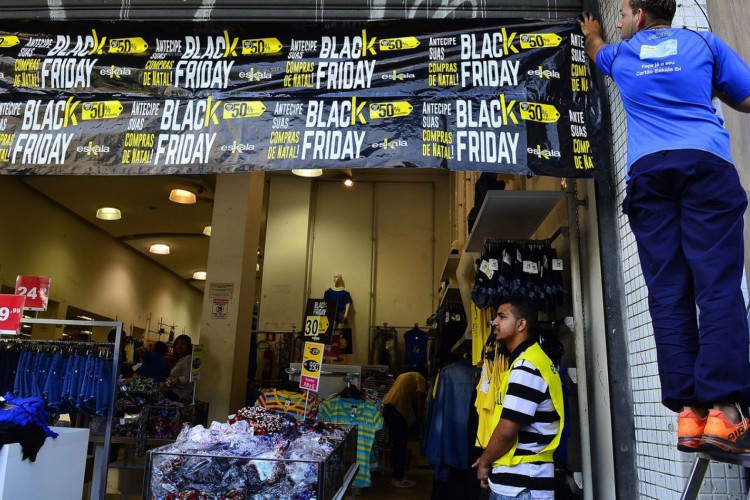 Confira as últimas notícias de hoje, terça-feira, 23 de novembro (23/11), sobre a Black Friday 2021, que acontece em três dias, na próxima sexta-feira