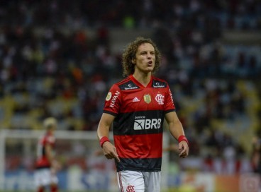 David Luiz é um dos desfalques do Flamengo para enfrentar o Ceará 