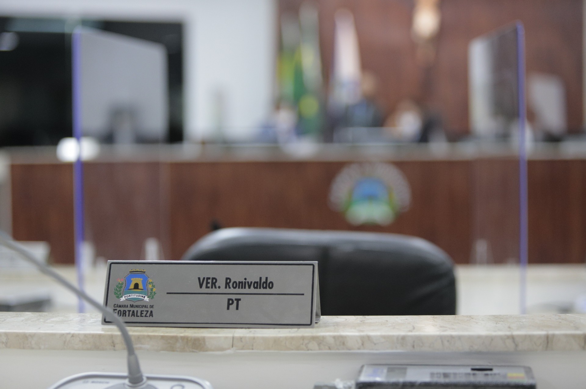 ￼CÂMARA de Fortaleza realizou ontem primeira sessão plenária após prisão de Ronivaldo Maia (Foto: FCO FONTENELE)