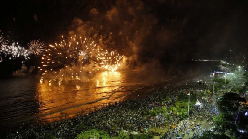 Réveillon na Praia de Boa Viagem, no Recife(foto: Léo Motta/JC Imagem)