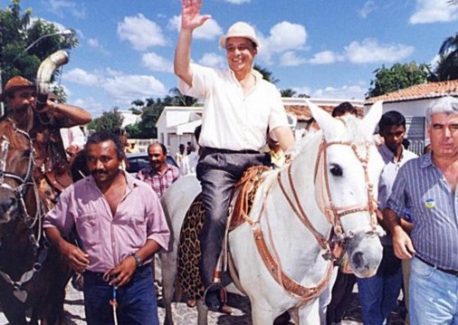FHC durante visita ao Nordeste em 1994