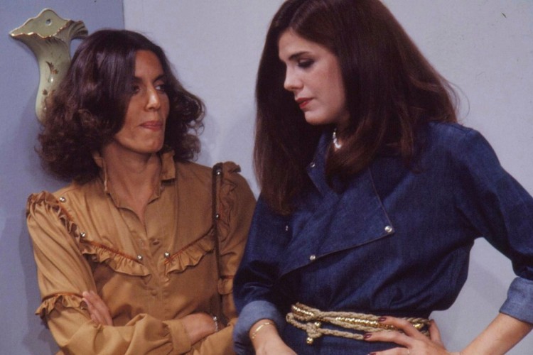 Mila Moreira em cena com Sandra Bréa na novela 'Elas por Elas', de 1982