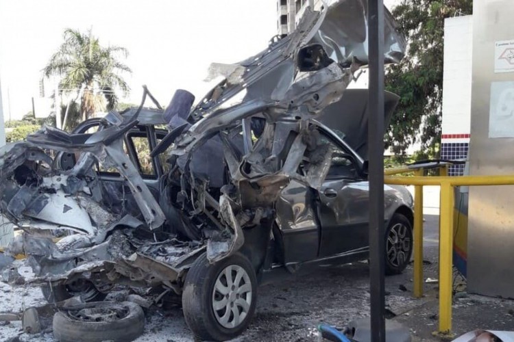 Veículo possuía dois cilindros instalados