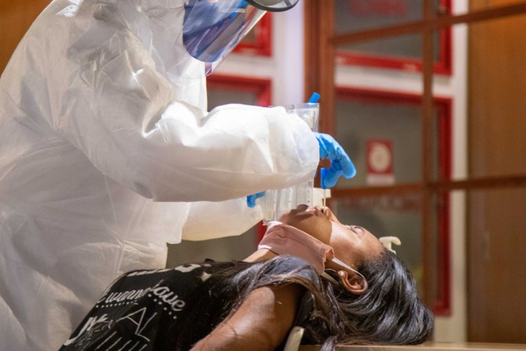 O primeiro caso de covid-19 nas Américas foi identificado em 21 de janeiro de 2020, nos Estados Unidos