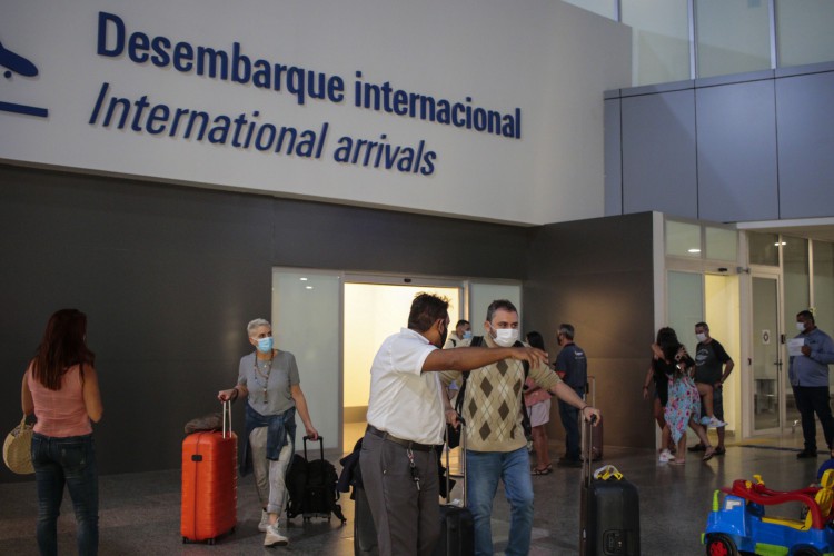 Anvisa recomenda atualiza&ccedil;&atilde;o da Portaria de restri&ccedil;&otilde;es para entrada e sa&iacute;da do Pa&iacute;s