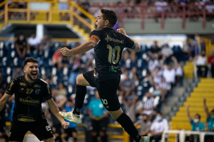 Ceará foi tricampeão cearense consecutivo