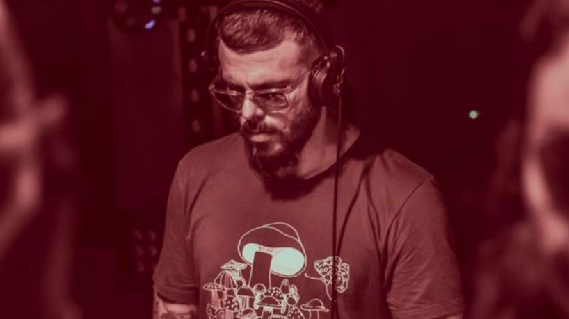 Márcio foi velado às 9 horas deste domingo, 19. Na foto, DJ toca em festa no Cumbuco em novembro deste ano(foto: Reprodução/Instagram)