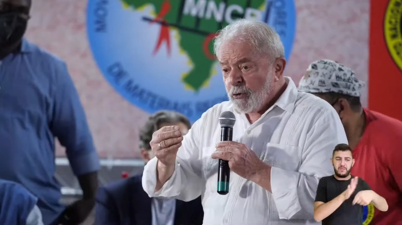 #Brasil: Lula defende ‘abrasileirar’ o preço da gasolina, caso seja eleito
