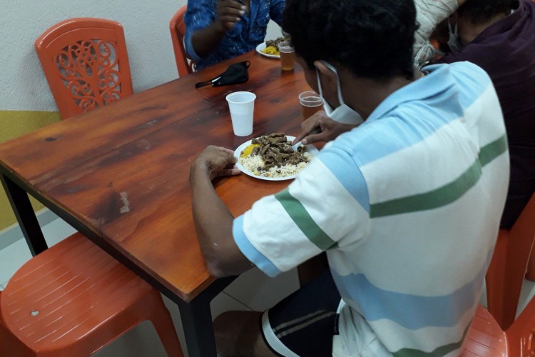 Ceia promovida pelo Shalom iniciou por volta das 19h, no Centro de Fortaleza