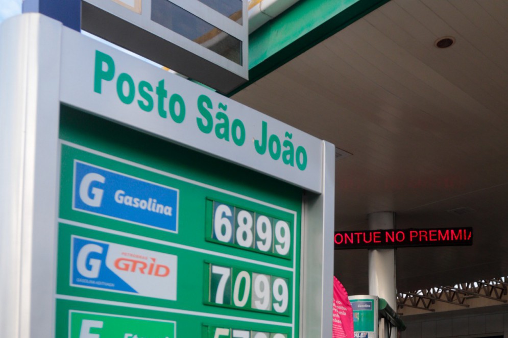 ￼ PREÇO da gasolina vai de 
R$ 6,17 a R$ 7,23 no Ceará (Foto: Bárbara Moira)