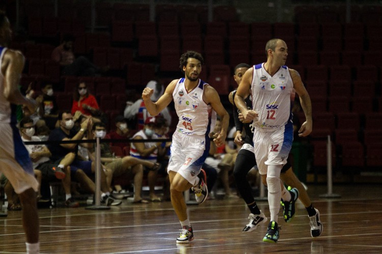 Fortaleza Basquete Cearense abre 2022 diante de sua torcida