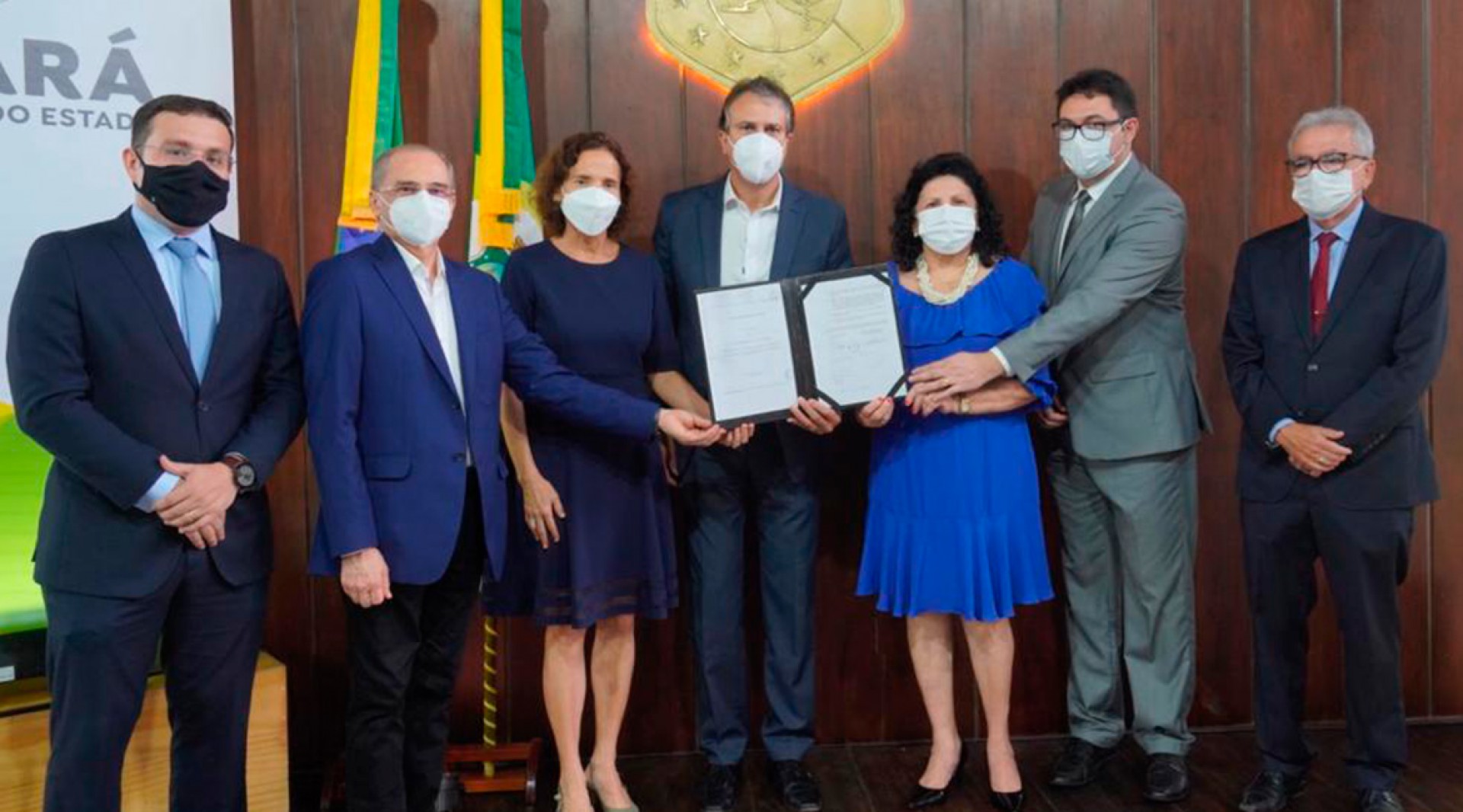 ￼Camilo Santana e presidente do TJ assinam contrato do Projeto de Modernização do Poder Judiciário (Foto: Reprodução/TJCE)