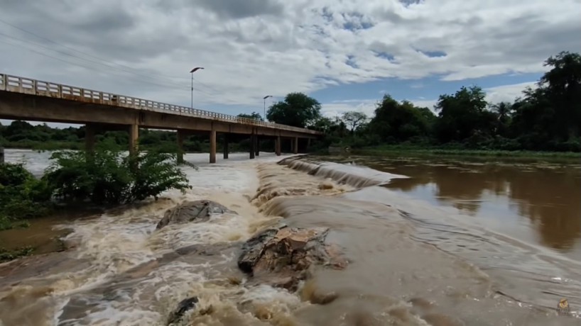 Rio Salgado, em Aurora, no Cariri, um dos municípios onde choveu nesta madrugada
