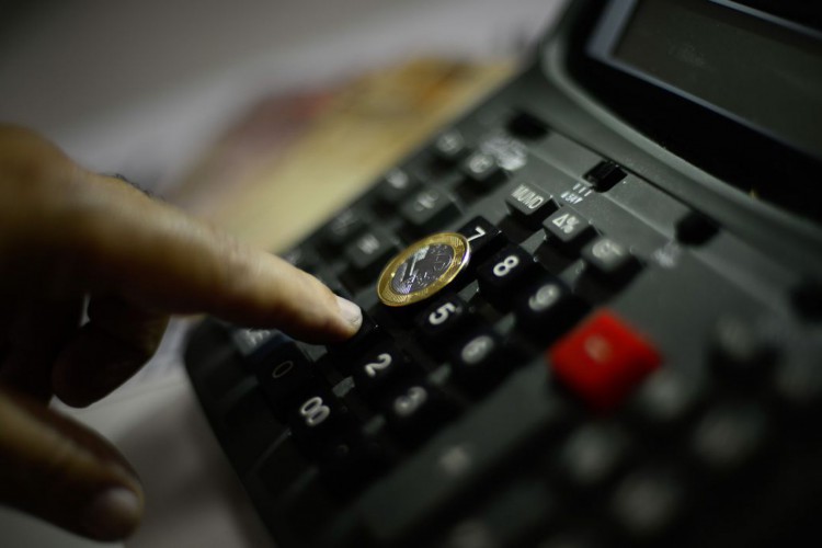 O levantamento considera as pessoas f&iacute;sicas que ficaram inadimplentes por falta de pagamento de qualquer tipo de conta